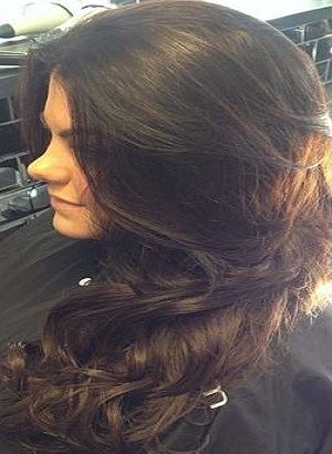 The only thing better than a Exquisi Hair Extension? Having it styled by one of our exclusive salons!